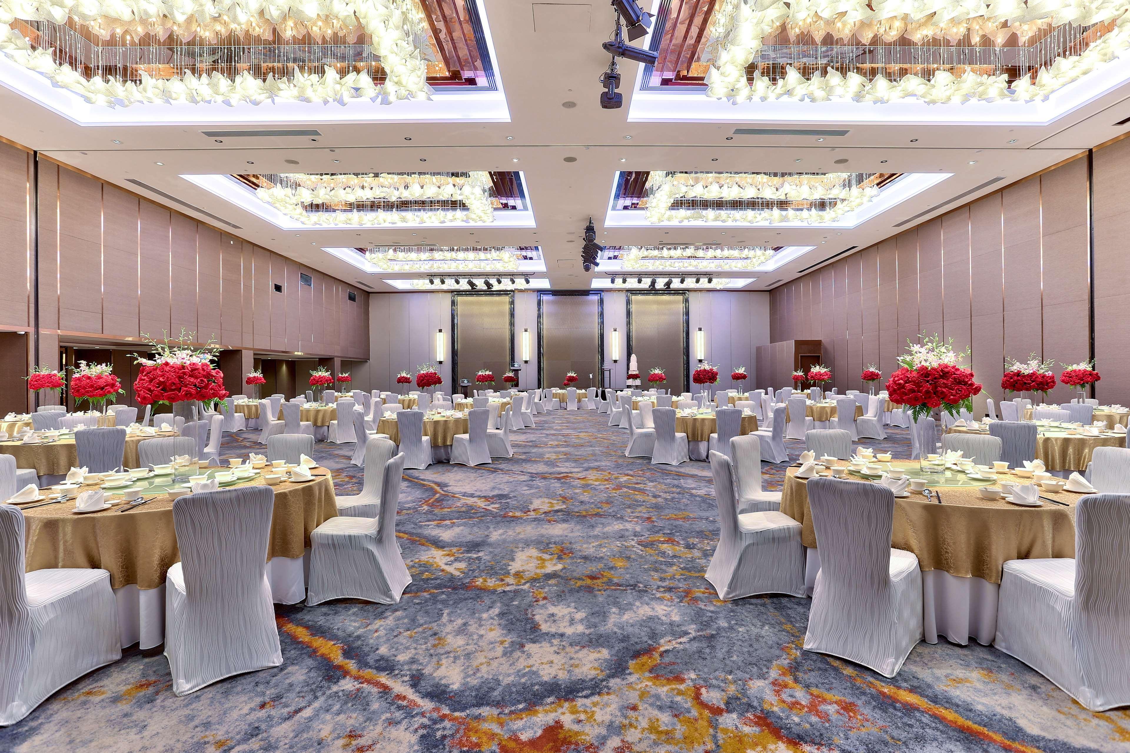 Hotel Hilton Kota Kinabalu Zewnętrze zdjęcie The Grand Ballroom
