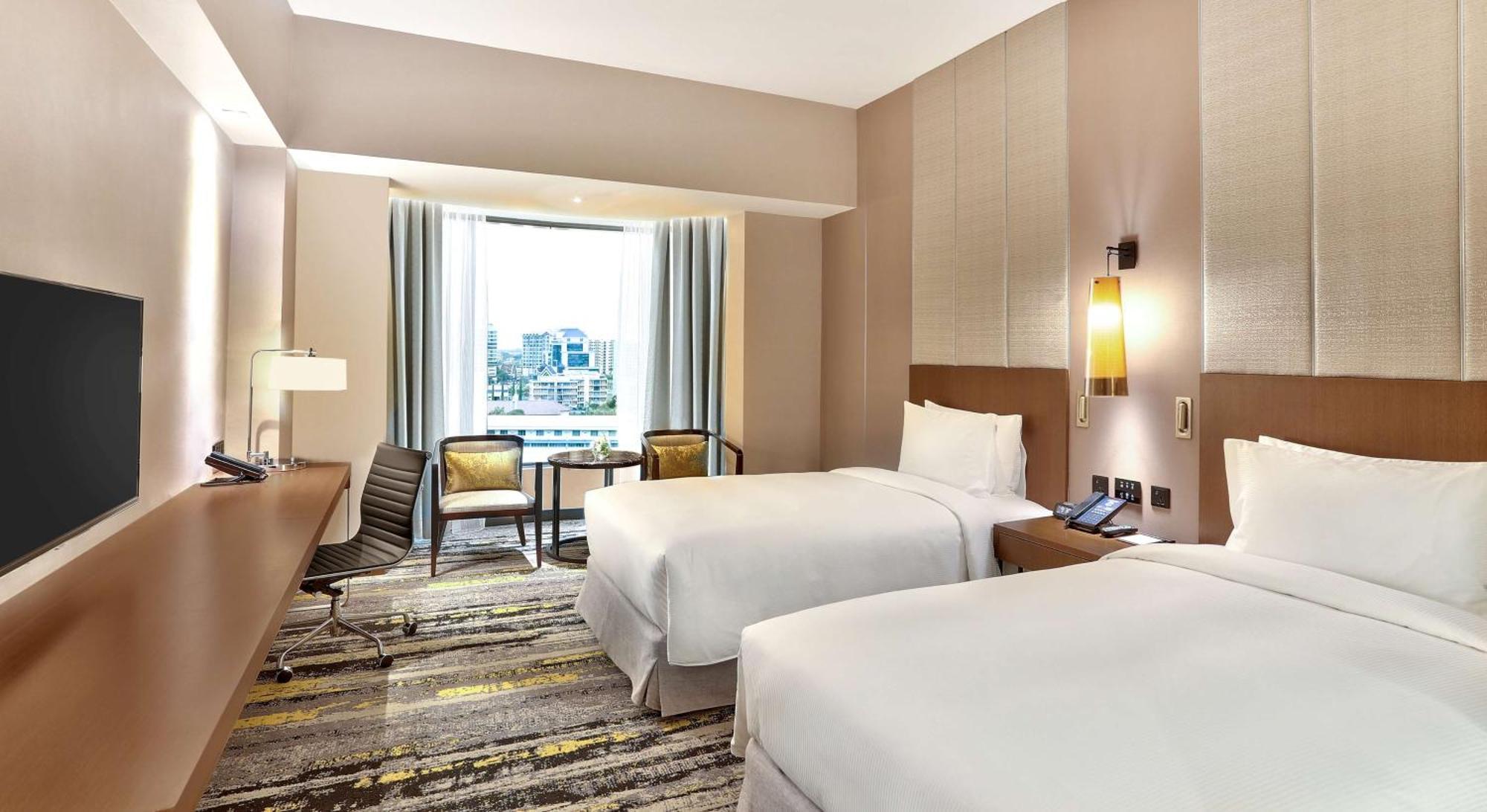Hotel Hilton Kota Kinabalu Zewnętrze zdjęcie
