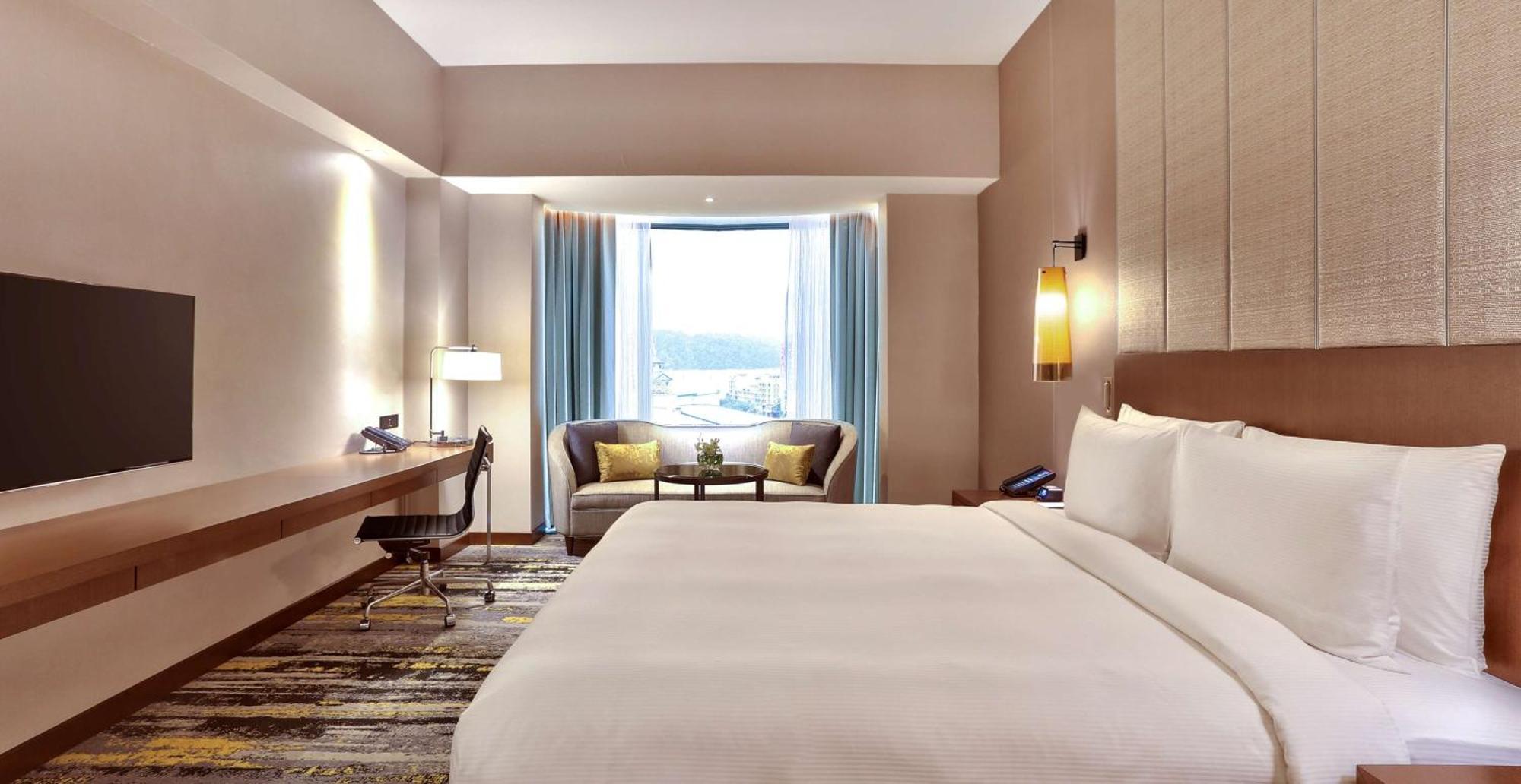 Hotel Hilton Kota Kinabalu Zewnętrze zdjęcie